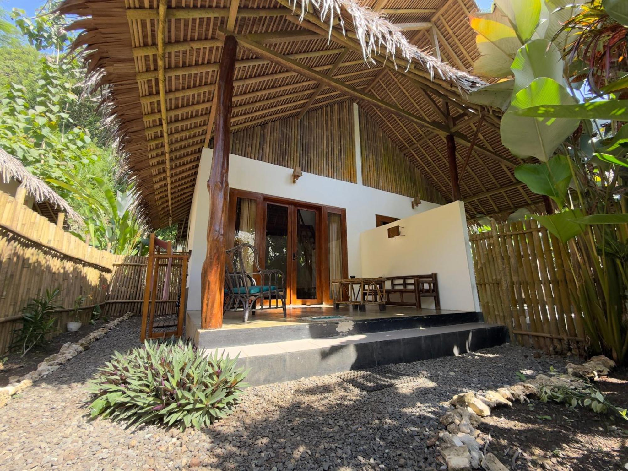 Rnv Eco Resort Bungalows Batukaras Bagian luar foto
