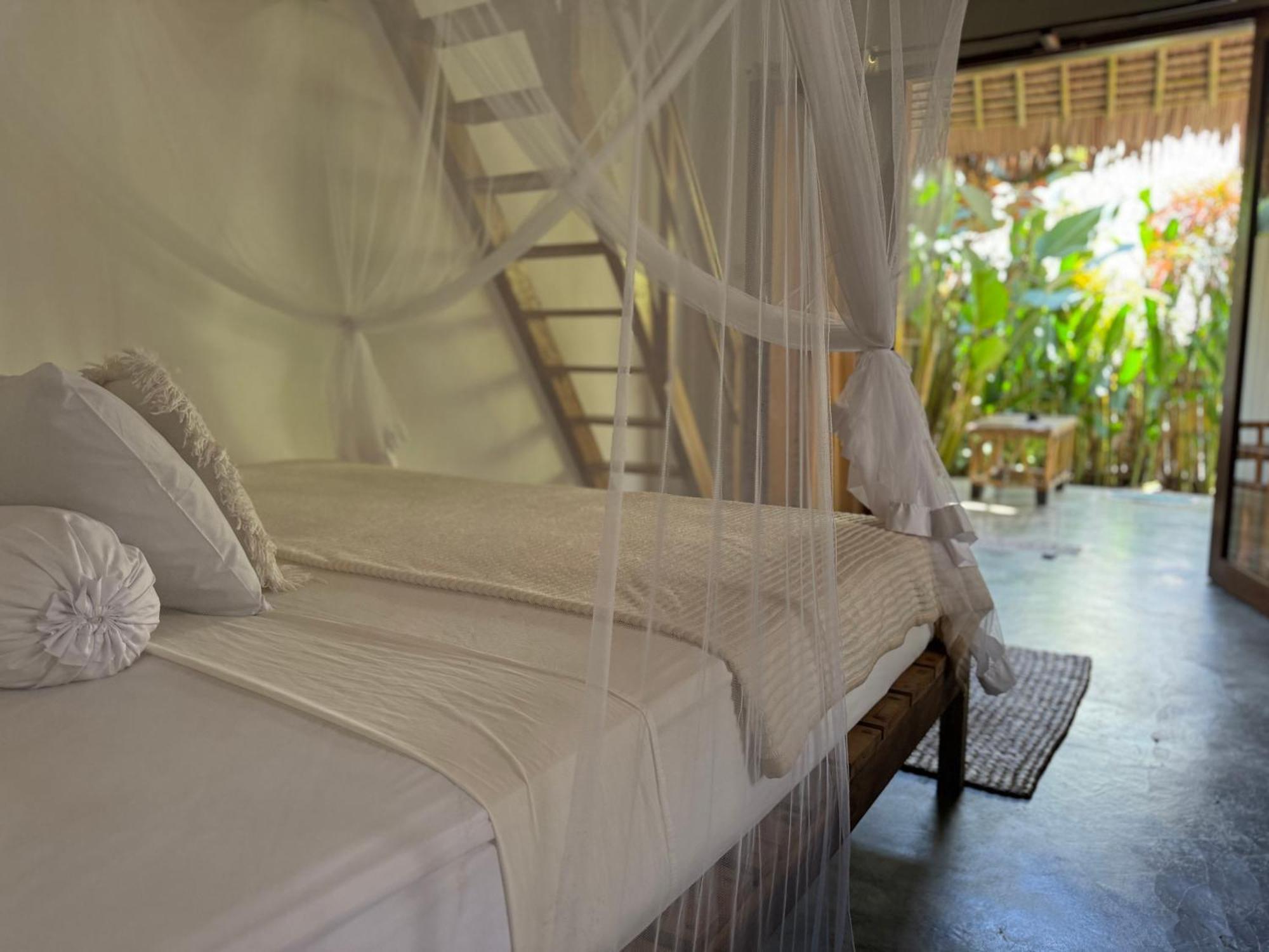 Rnv Eco Resort Bungalows Batukaras Bagian luar foto