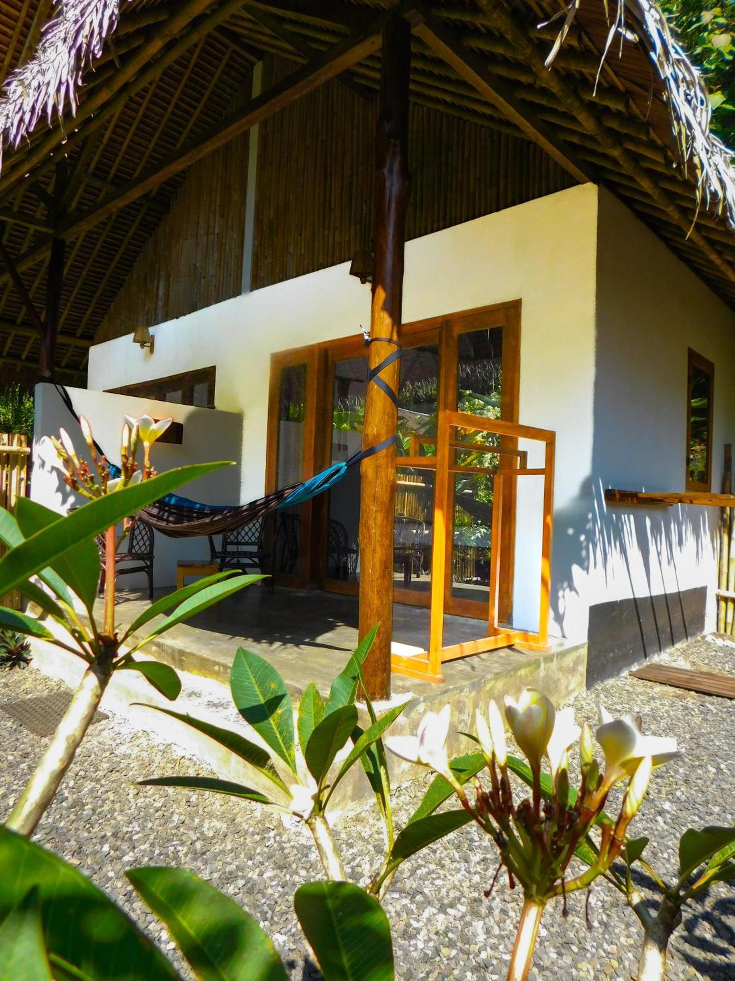 Rnv Eco Resort Bungalows Batukaras Bagian luar foto