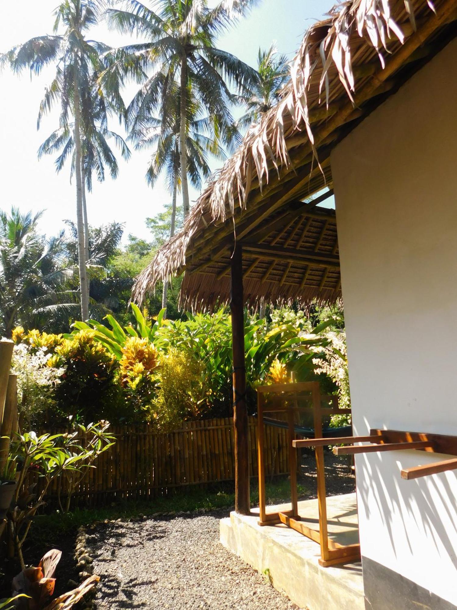 Rnv Eco Resort Bungalows Batukaras Bagian luar foto